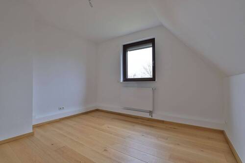 Zimmer 3 - 