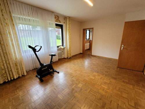 Schlafzimmer EG - 