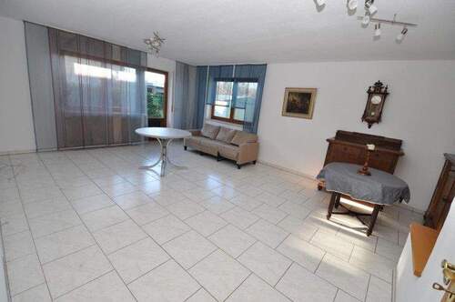 Wohnen - Doppelhaushälfte mit 151,40 m² in Singen-Überlingen a. Ried zum Kaufen