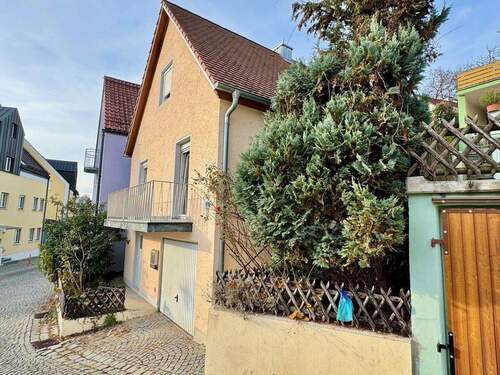 2 - 2 Zimmer Etagenwohnung in Bad Abbach