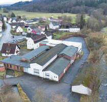 Großzügige Grundstücke mit Lagerhallen und ZweifamilienhausBürogebäude - Rödental / Mittelberg