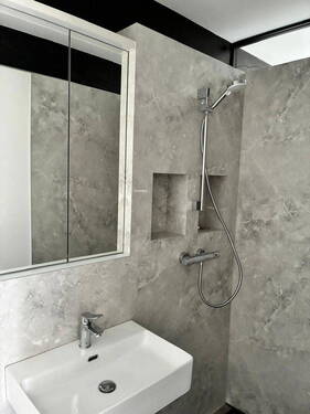 Dusche vom Gäste-WC - 
