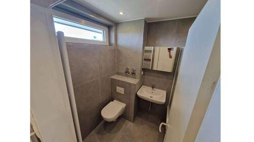 Bad - Etagenwohnung mit 32,00 m&sup2; in Heidelberg zum Kaufen