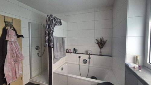 Wanne +Dusche - 3 Zimmer Etagenwohnung in Marktheidenfeld