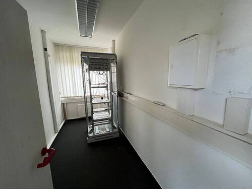 IT - 