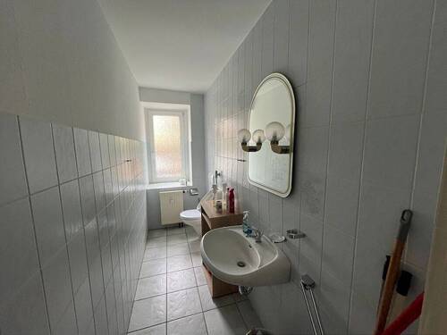 WC - 