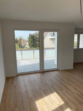 Wohnzimmer / Zugang Terrasse - 