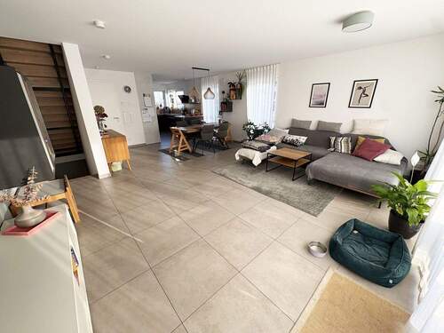 Wohnzimmer - 5 Zimmer Reihenendhaus zur Miete in Winnenden