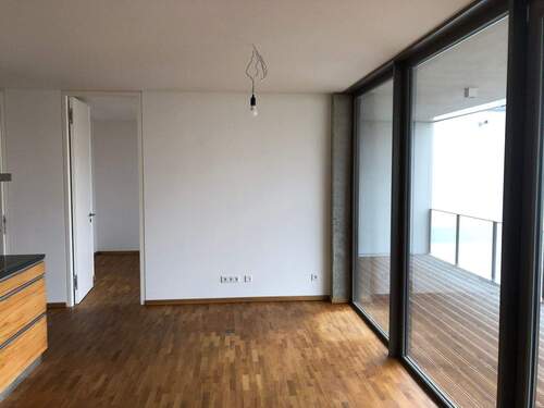 Wohnen , Blick zum Kinderzimmer - 