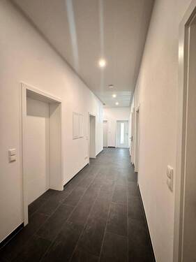 Musterbild_Flur - Etagenwohnung mit 84,00 m&sup2; in Bautzen zur Miete