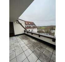 Großzügige 3-Zimmer-Whg. mit Einbauküche - Erlangen Bruck