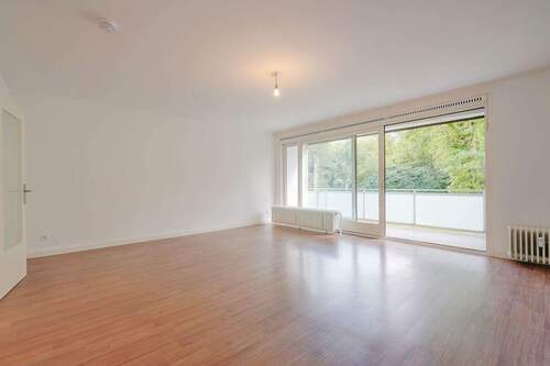 Wohnzimmer (2) - 3 Zimmer Etagenwohnung in Hamburg