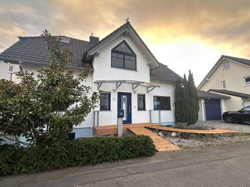 Hausfront Nordostansicht - 1 Zimmer Einfamilienhaus zum Kaufen in St.Leon-Rot