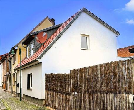 Ansicht Straßenseite - 