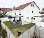 Hauzsansicht Seitlich 2.jpeg - 5 Zimmer Doppelhaushälfte zum Kaufen in Lauingen (Donau)