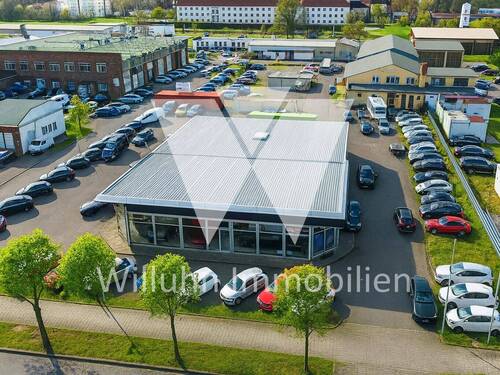 Gewerbegrundstück - Gewerbegrundstück mit 2 Autohäusern I Lagerhallen I Werkstattgebäude I Freiflächen