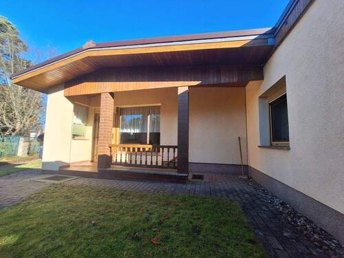 Herzlich Willkommen - Klein aber Fein - Idyllisch gelegenes Kleinhaus in der Nähe des Großen Müllroser See`s!