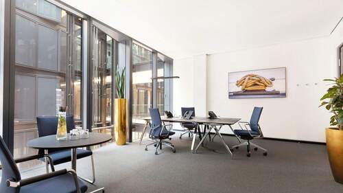 Teambüro mit Atriumblick - Exklusive und hochwertige Büros im Alten Wall - All-in-Miete