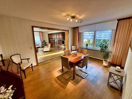 Großer Wohn- Essbereich - 