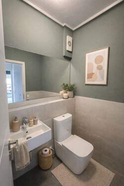 Gäste-WC virtuell möbliert - 