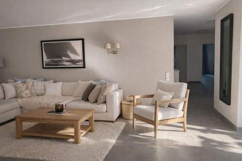 Wohnzimmer virtuell möbliert - 4 Zimmer Etagenwohnung zum Kaufen in Siegburg