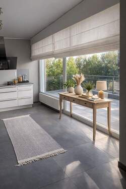 Balkon 2 virtuell möbliert - 