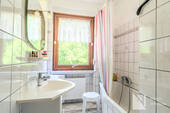 Badezimmer im Erdgeschoss - 