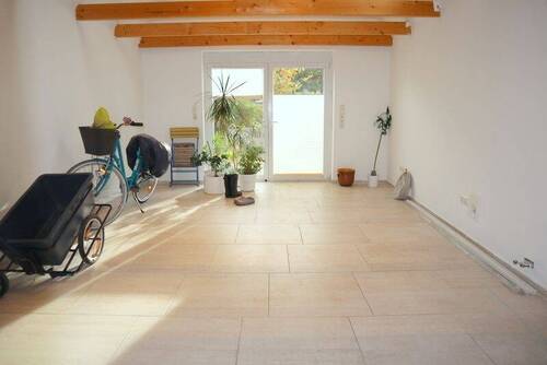 Wohnzimmer mit Terrasse - 