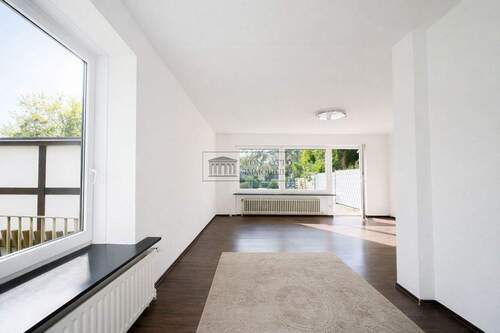 Wohnzimmer Perspektive 1 - 4 Zimmer Mehrfamilienhaus, Wohnhaus zum Kaufen in Buchholz in der Nordheide