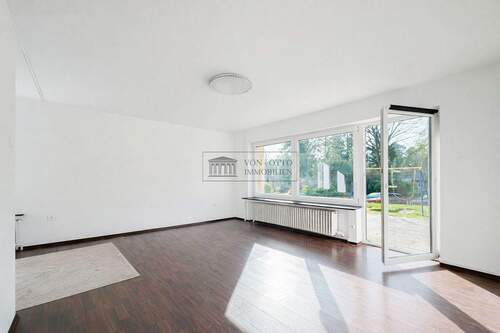 Wohnzimmer Perspektive 2 - 4 Zimmer Mehrfamilienhaus, Wohnhaus in Buchholz in der Nordheide
