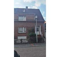 Stadtnahe 2,5 Zimmer-Erdgeschosswohnung mit Garten (ev. möbliert)! - Emden Barenburg
