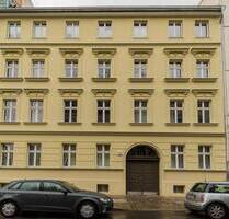 Atelierwohnung, Dachgeschoß, Nähe Boxhagener Platz, Provisions-und Bezugsfrei - Berlin - Friedrichshain