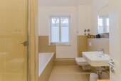 Bad mit Fenster - 