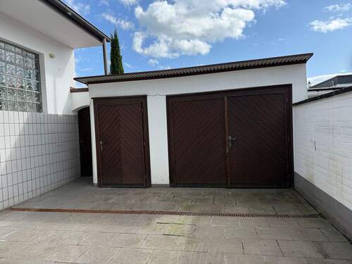 Garage 2 - 