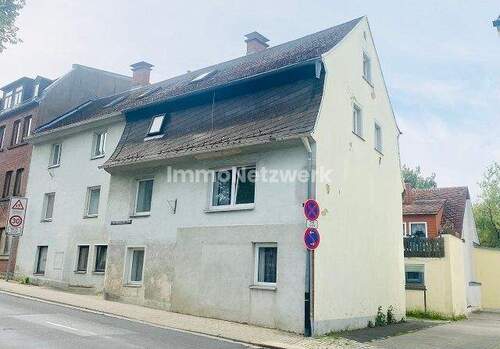 Front - 1 Zimmer Mehrfamilienhaus, Wohnhaus zum Kaufen in Selb
