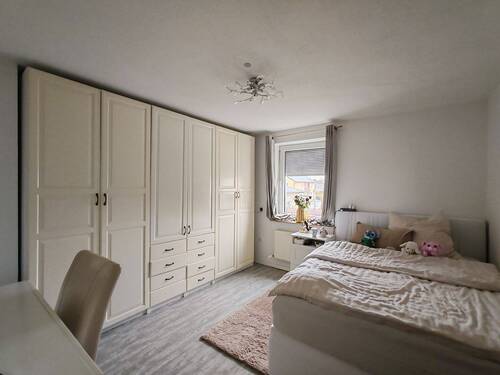 Schlafzimmer - Einfamilienhaus mit 170,00 m² in Burgkirchen an der Alz zum Kaufen
