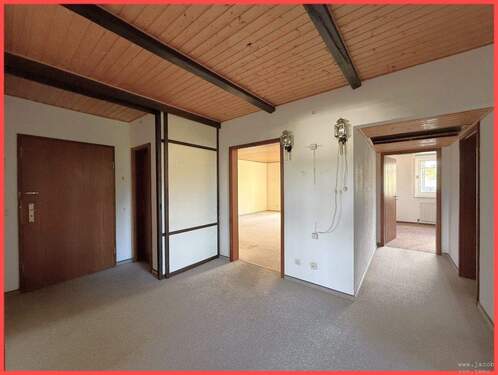 Eingangsbereich Wohnung - 