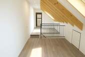 2.OG Schlafzimmer & Galerie - 