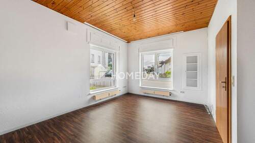 EG Wohnzimmer 1 - 5 Zimmer Mehrfamilienhaus, Wohnhaus in Ostrach OT Burgweiler