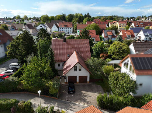 Straßenansicht - 6 Zimmer Mehrfamilienhaus, Wohnhaus in Kirchardt