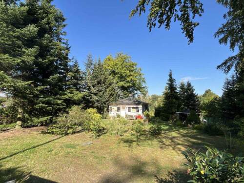 Ein Nachbar - Grundstück in Radeberg zum Kaufen