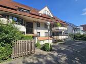 Ansicht - Gemütliche 2-Zi.-Whg mit Balkon und Stellplatz gegenüber dem Favoritepark gelegen