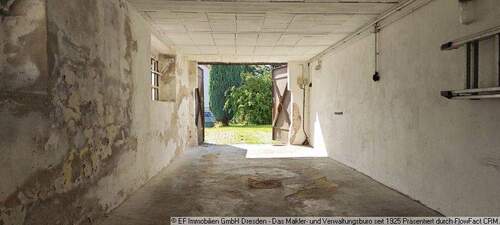 Garage (2) - 