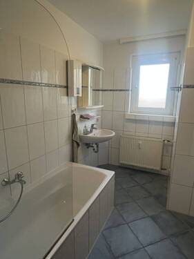 GeräumigesTageslichtbad - 