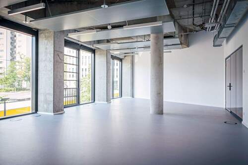 Private Office (110) M - 