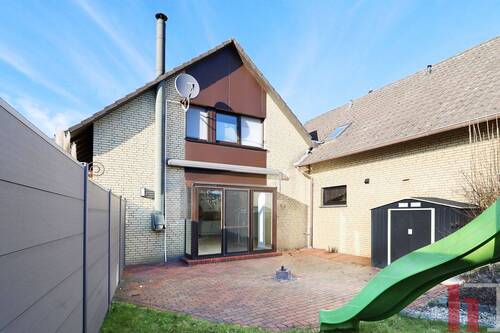 Rückansicht - 7 Zimmer Mehrfamilienhaus, Wohnhaus in Lohne (Oldenburg)