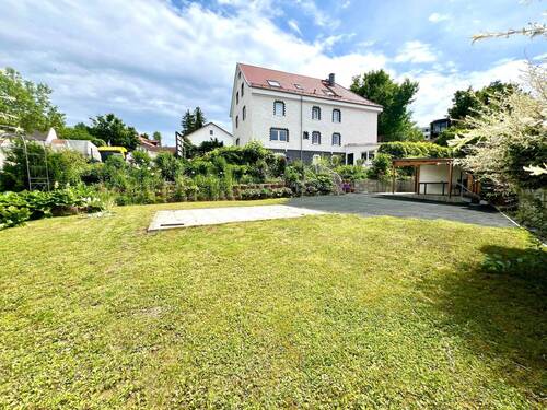 Hausansicht vom Garten - Mehrfamilienhaus in Neuötting - 889.000,00 EUR Kaufpreis, ca.  510,00 m² Wohnfläche