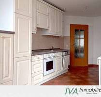 Komfortable 3-Raum-Wohnung mit Einbauküche, Balkon u. Fahrstuhl im Stadtzentrum Riesa´s