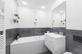Clean, modern, Ihr neues Bad. (Einrichtungsbeispiel) - 