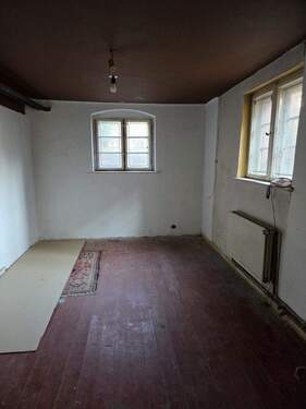 Gewerbeeinheit Souterrain - 